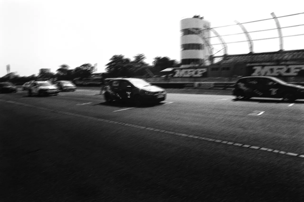 Madras Racing EXP2 - 01